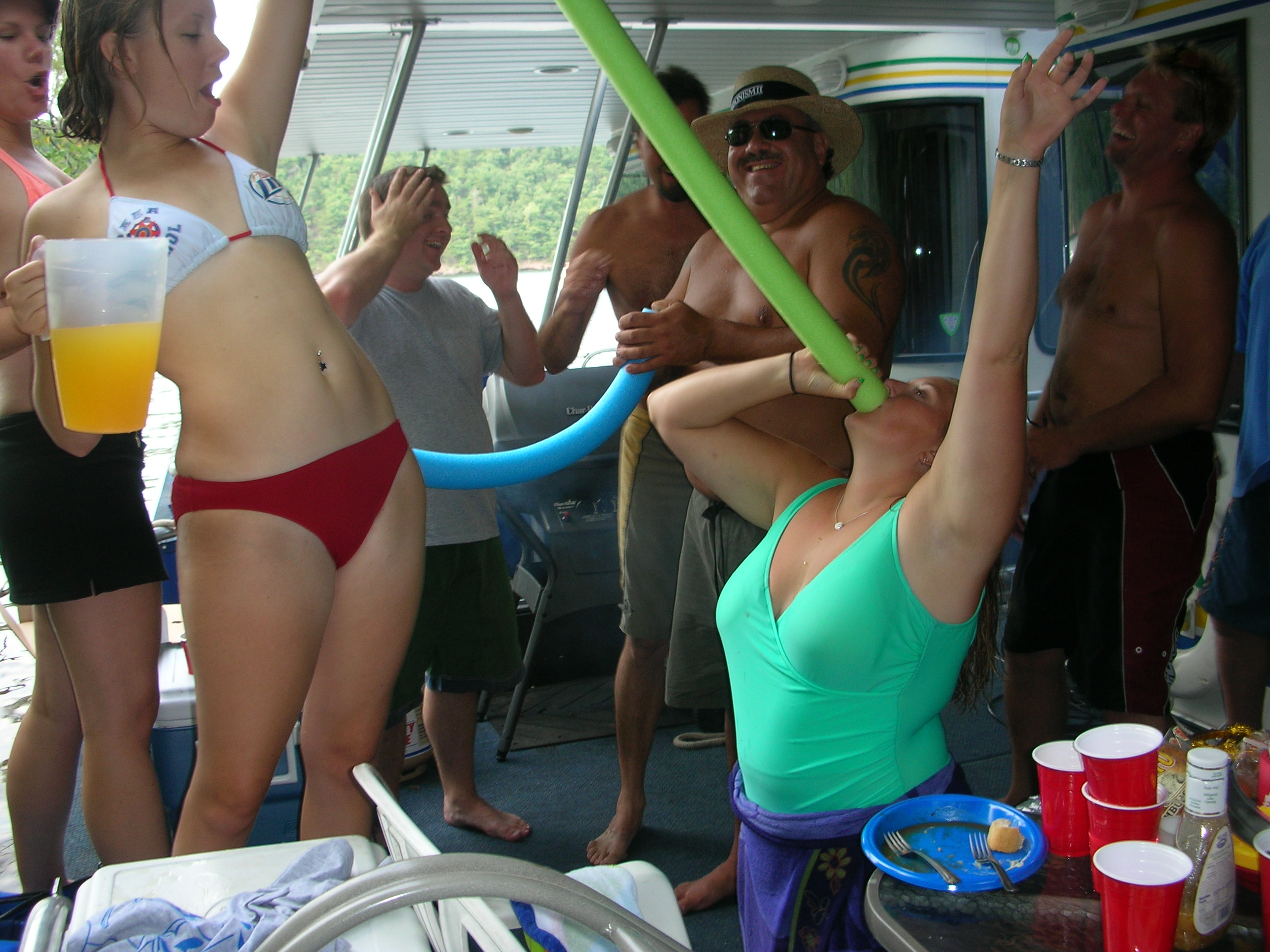 Smilin Smugglers down the hatch