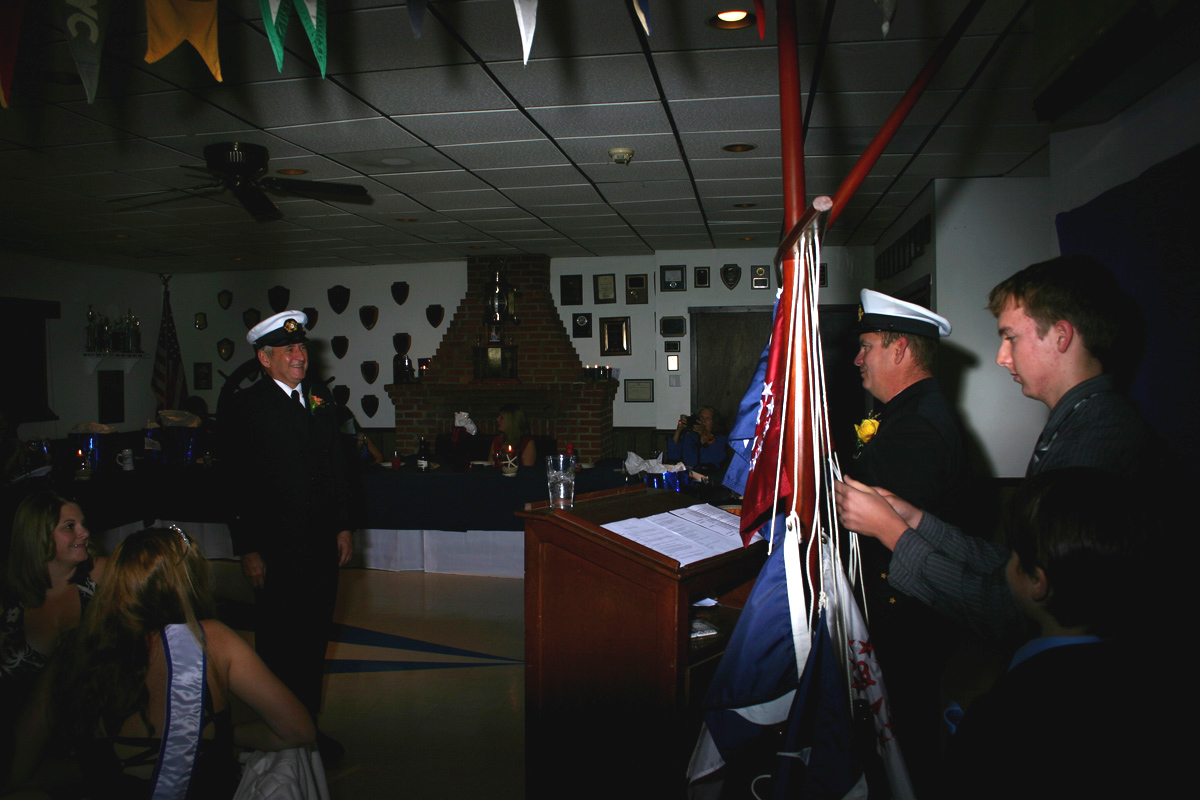 Vice Commodore\'s flag being raised