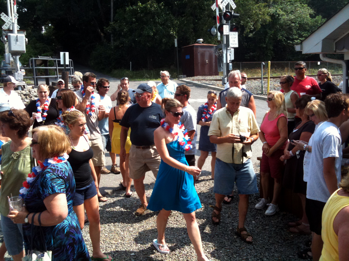 Shelia H, Pat B, Willie F, Casey K, Curt H, T M, Gabby D, Chester K, Melanie H, Chrissy T, Mike G, Joe H, unks, Cesar O