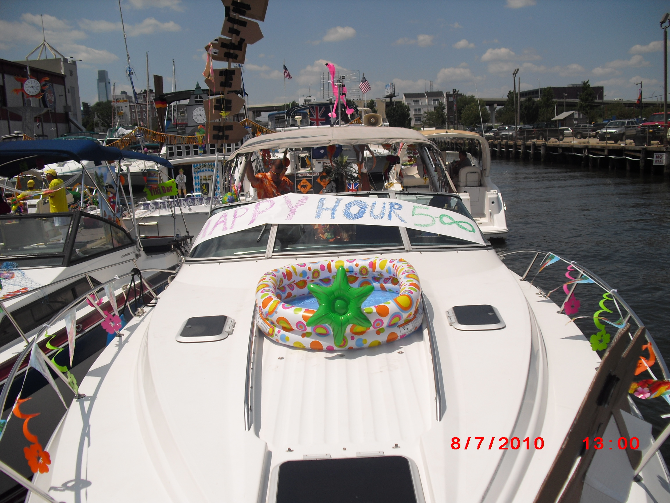 Happy Hour sign on the Capt Hook